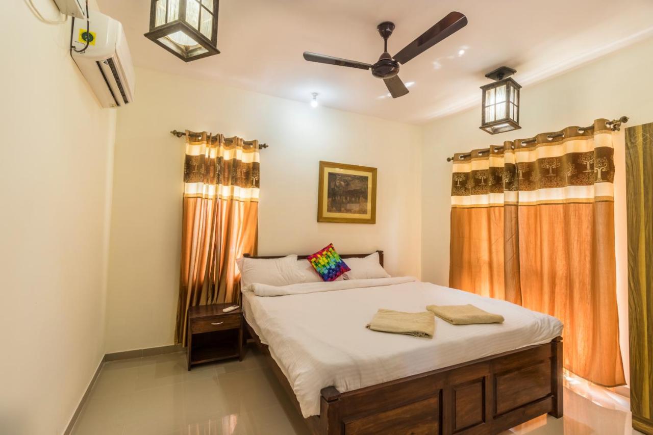 Ronnie'S Studio Apartment Arpora Bagian luar foto