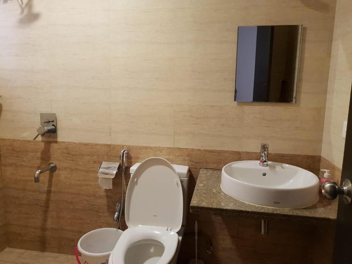 Ronnie'S Studio Apartment Arpora Bagian luar foto