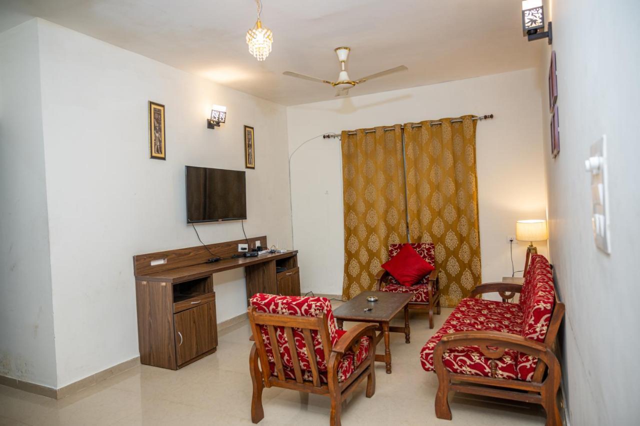 Ronnie'S Studio Apartment Arpora Bagian luar foto