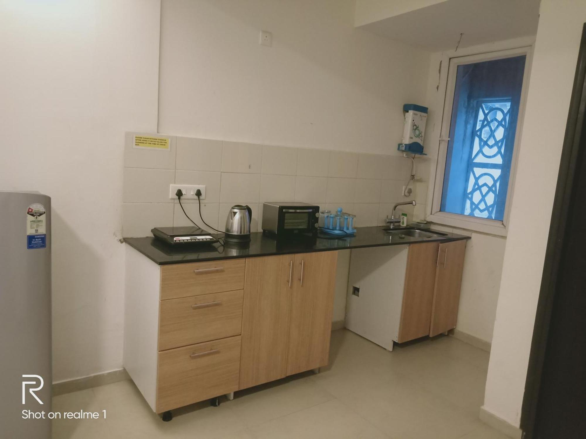 Ronnie'S Studio Apartment Arpora Bagian luar foto